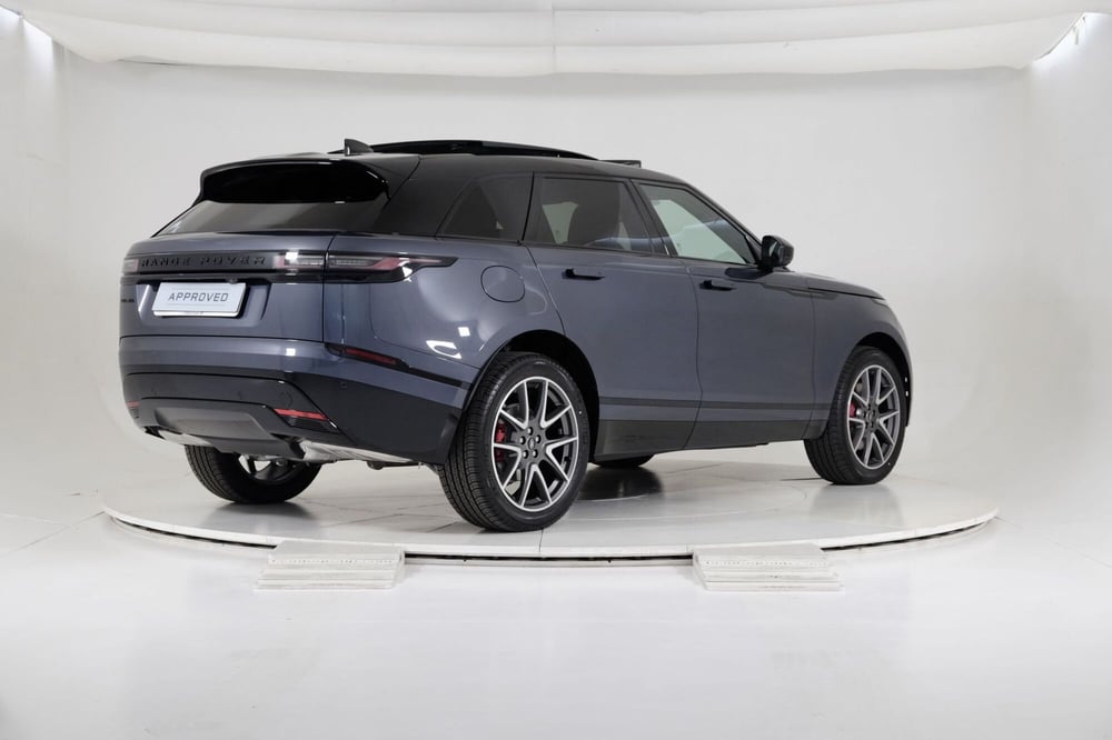 Land Rover Range Rover Velar nuova a Torino (4)