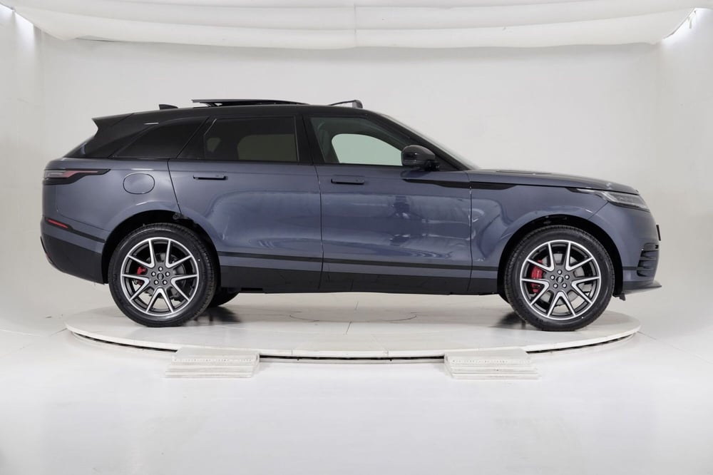 Land Rover Range Rover Velar nuova a Torino (5)