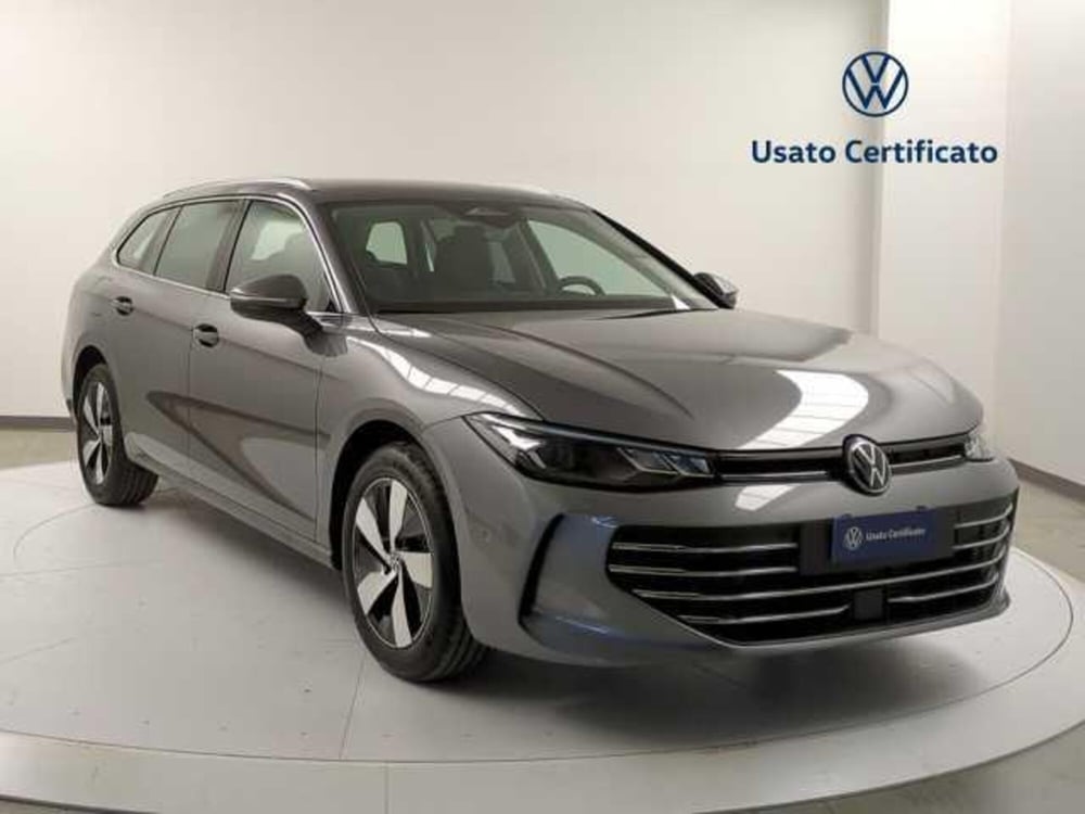 Volkswagen Passat Variant nuova a Avellino