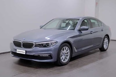 BMW Serie 5 530d xDrive 258CV Luxury del 2017 usata a Pianopoli