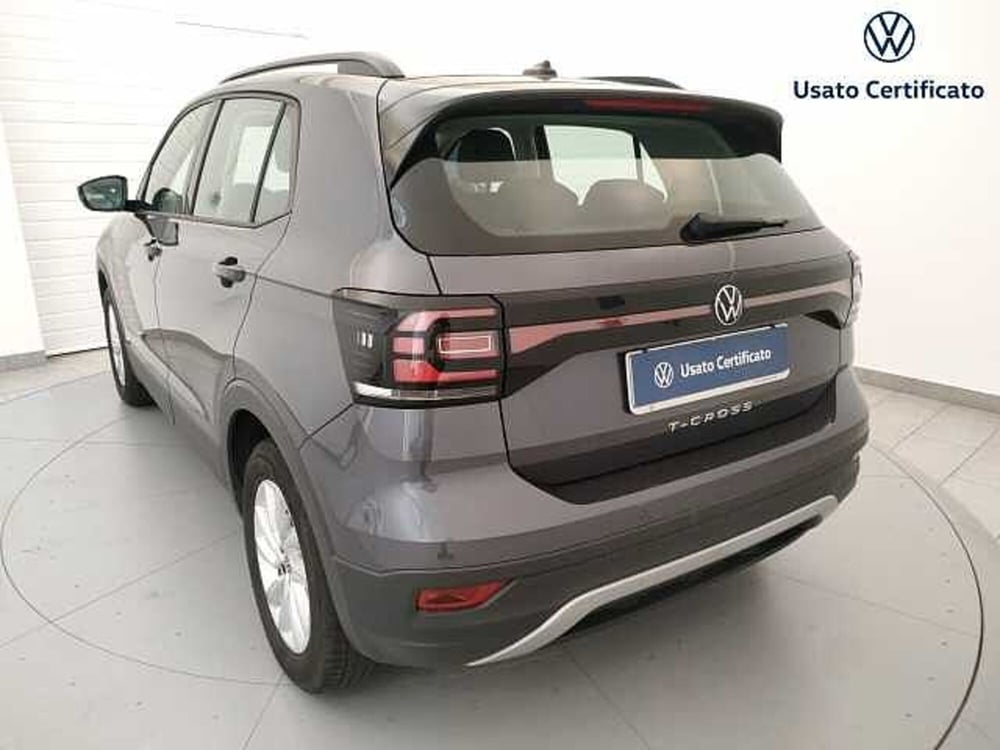 Volkswagen T-Cross usata a Varese (8)