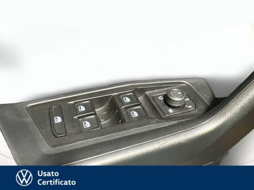 Volkswagen T-Roc usata a Vicenza (16)