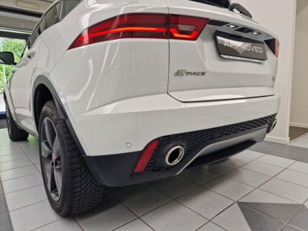 Jaguar E-Pace usata a Novara (18)