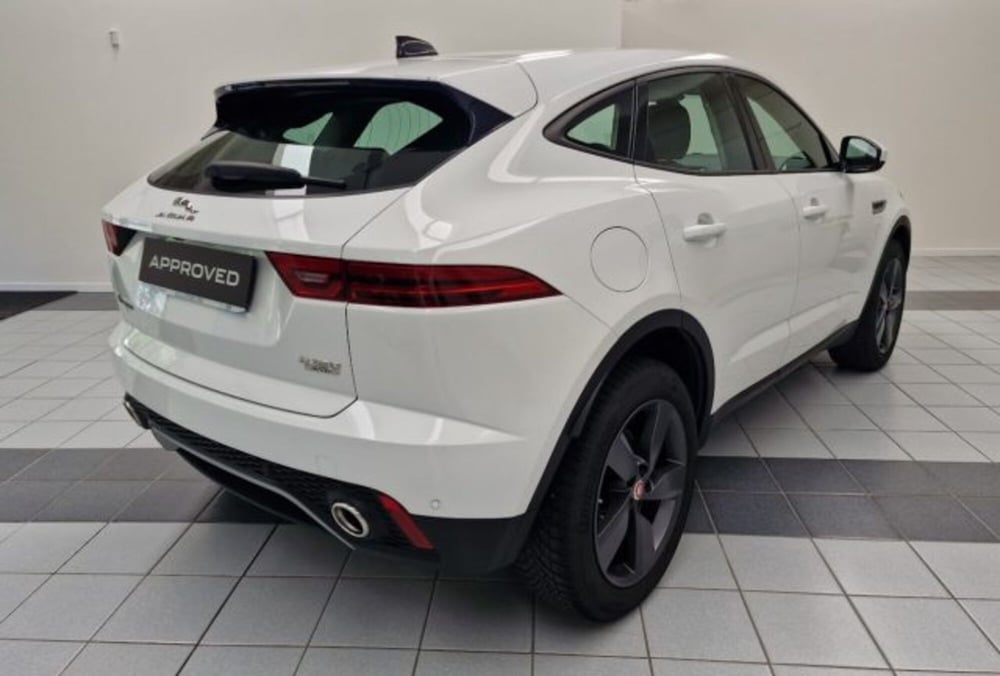 Jaguar E-Pace usata a Novara (2)