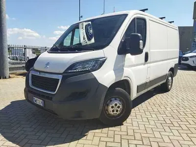 Peugeot Boxer Furgone 328 2.0 BlueHDi PC-TN Furgone del 2017 usata a Frossasco