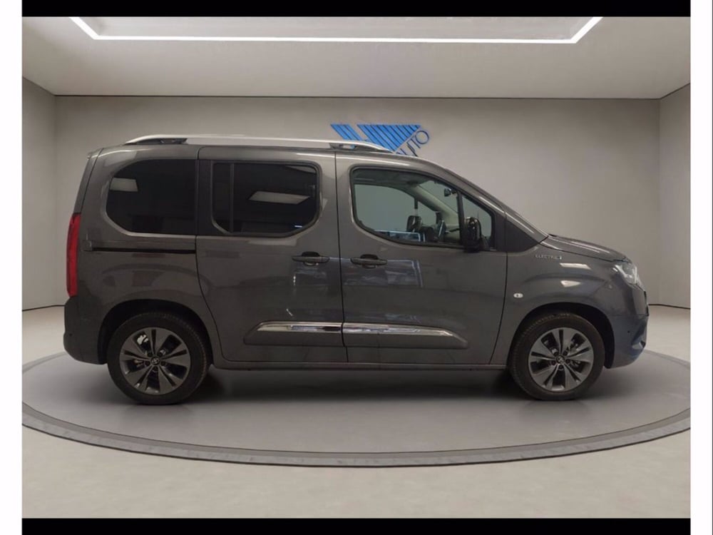 Toyota Proace City Verso Electric nuova a Catania (10)