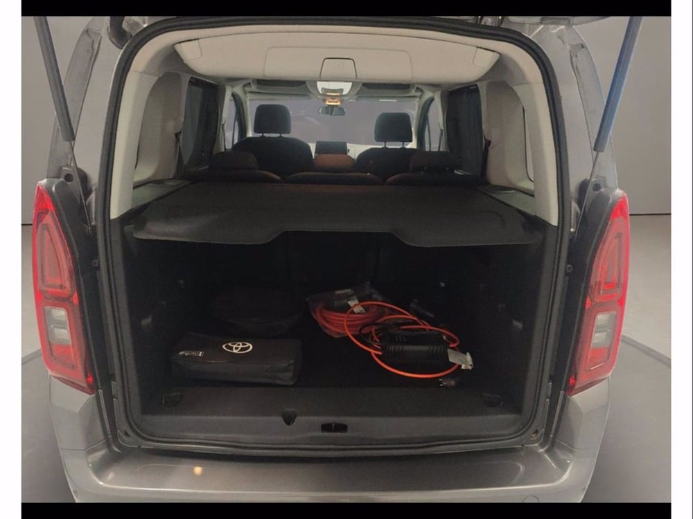 Toyota Proace City Verso Electric nuova a Catania (14)