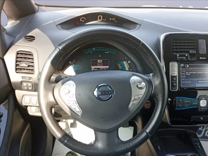 Nissan Leaf usata a Milano (14)