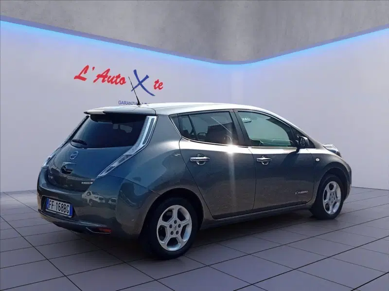 Nissan Leaf usata a Milano (6)