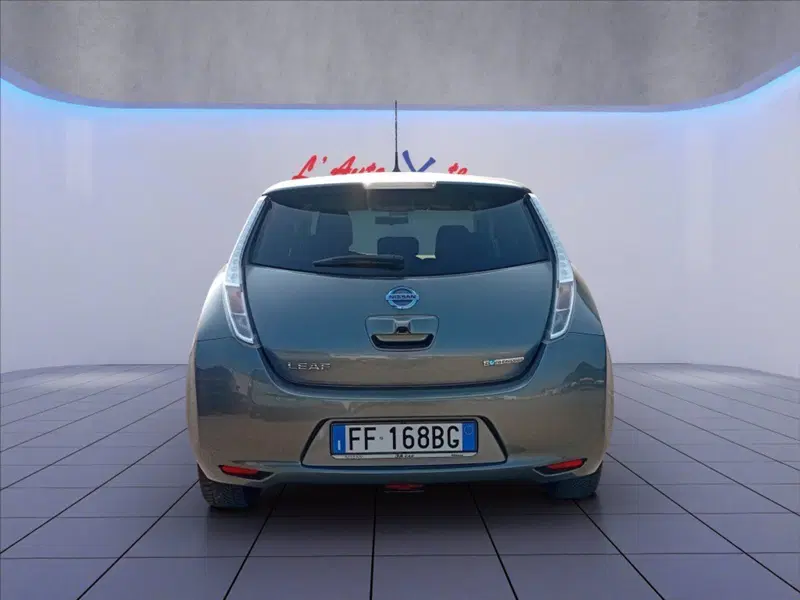 Nissan Leaf usata a Milano (9)