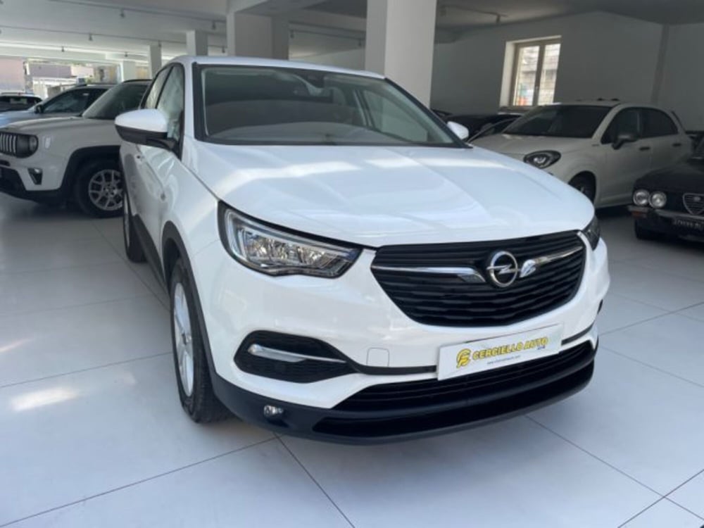 Opel Grandland X usata a Napoli (4)