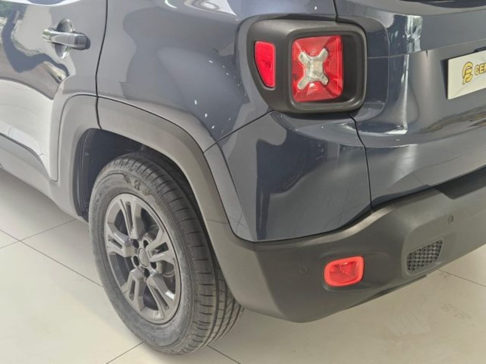 Jeep Renegade nuova a Napoli (6)