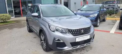 Peugeot 3008 PureTech Turbo 130 S&amp;S Allure Pack del 2020 usata a Monte di Procida