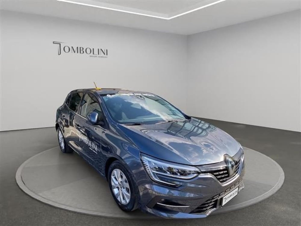 Renault Megane E-Tech Electric usata a Macerata (3)