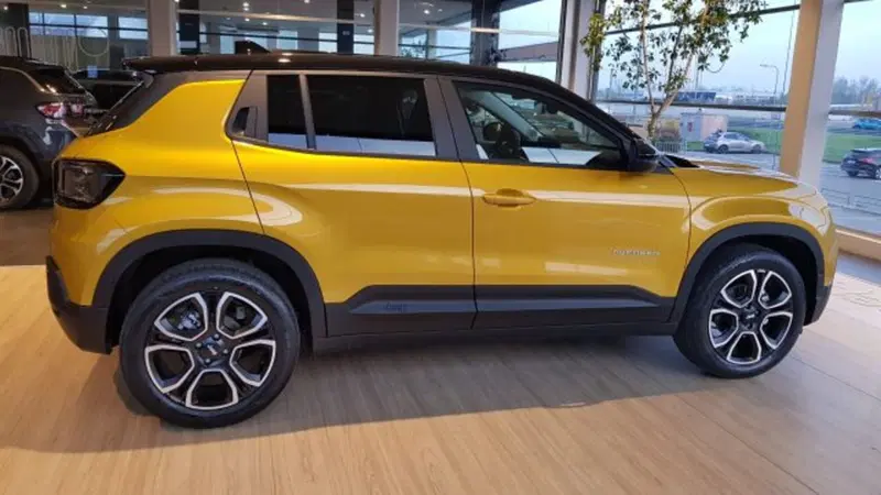 Jeep Avenger usata a Modena (3)