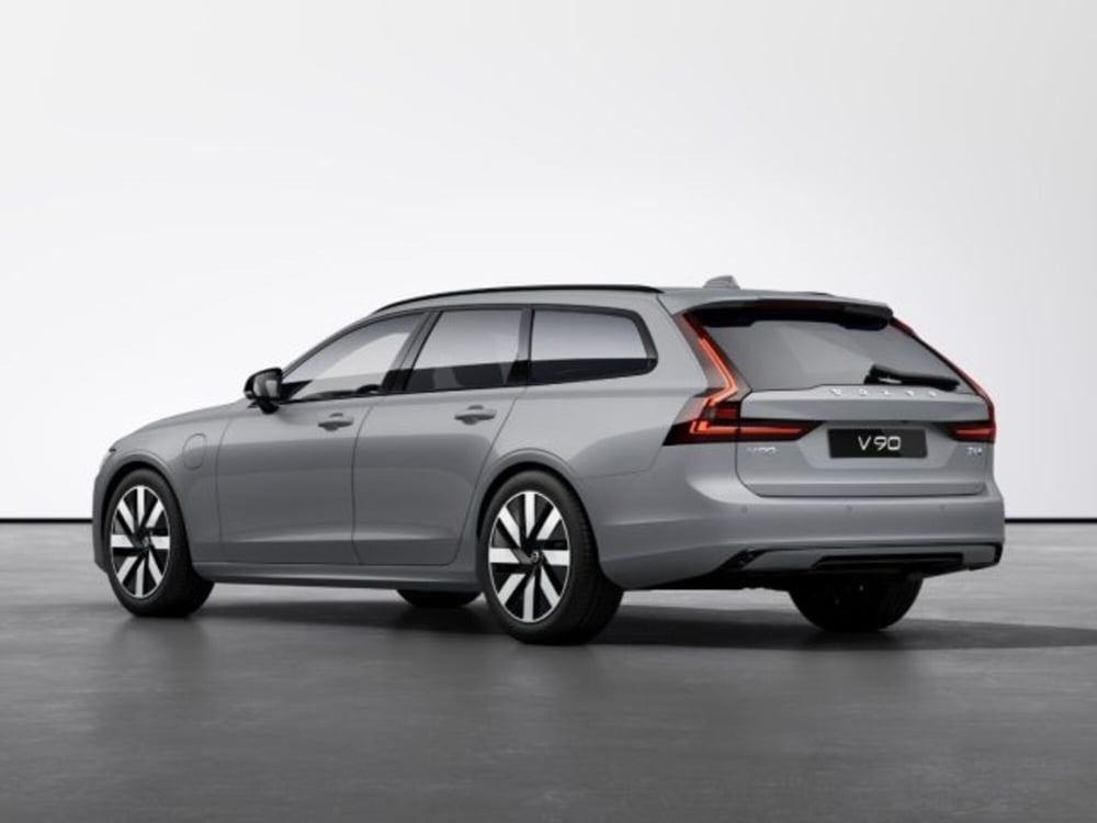 Volvo V90 nuova a Modena (3)