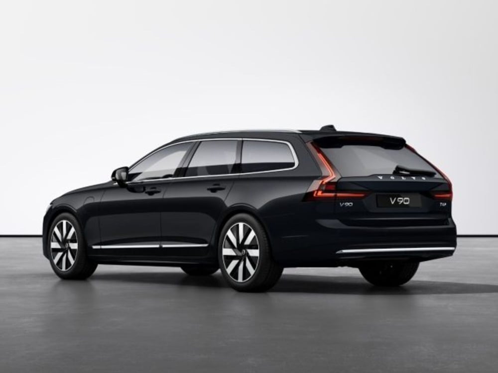 Volvo V90 nuova a Modena (3)