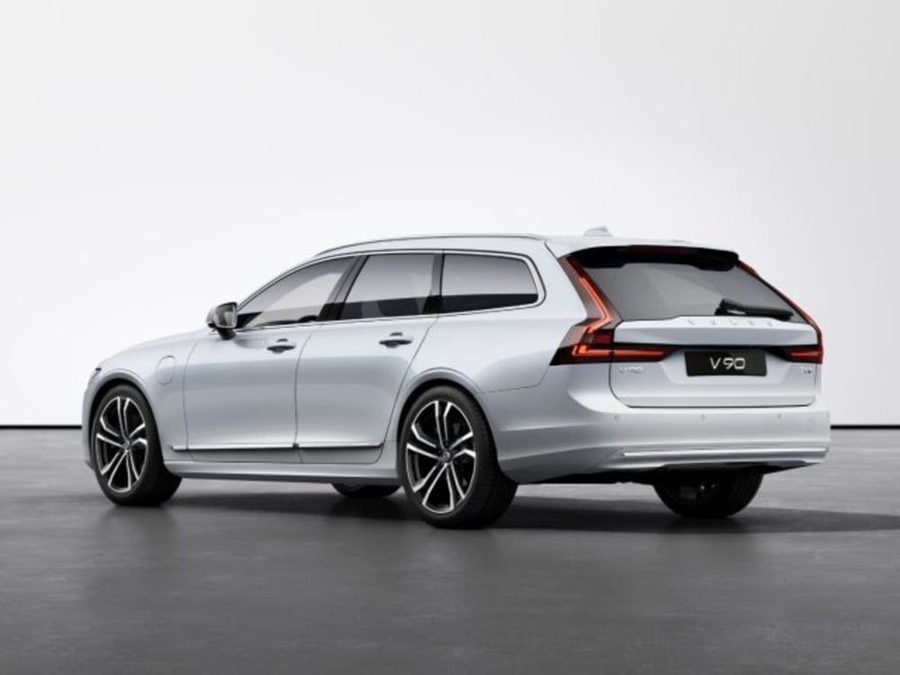 Volvo V90 nuova a Modena (3)