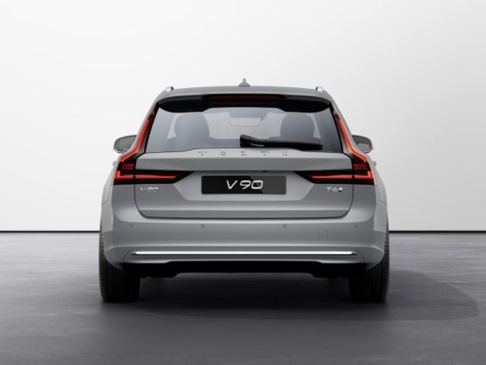 Volvo V90 nuova a Modena (4)