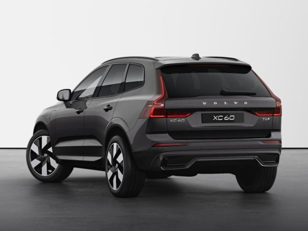 Volvo XC60 nuova a Modena (4)