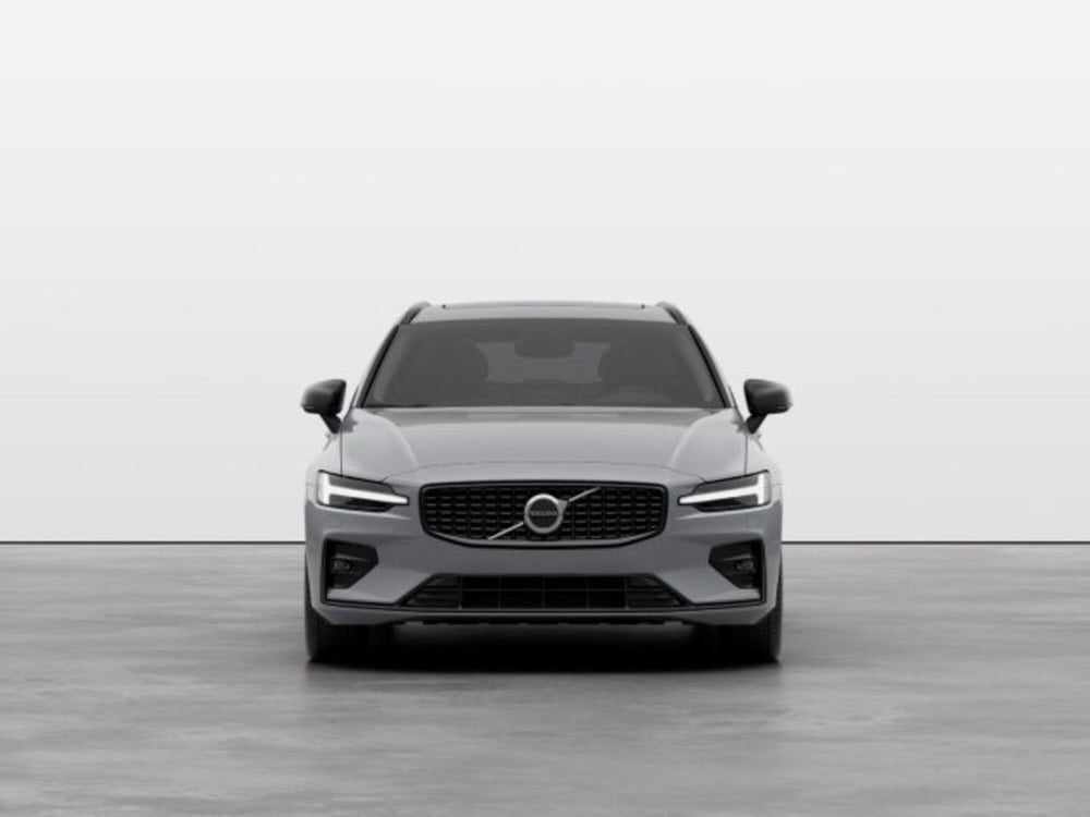 Volvo V60 nuova a Modena (5)