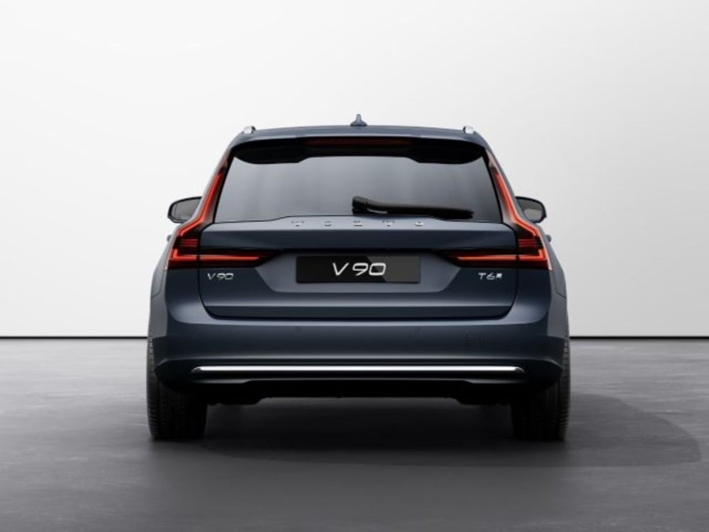 Volvo V90 nuova a Modena (4)