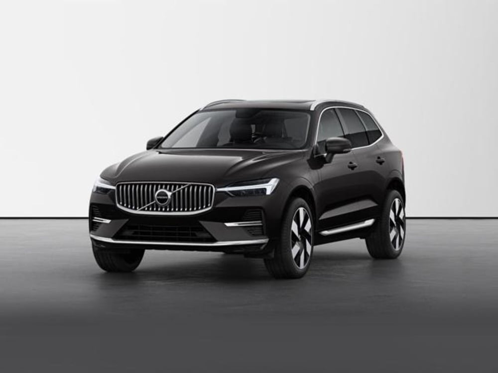 Volvo XC60 nuova a Modena (2)