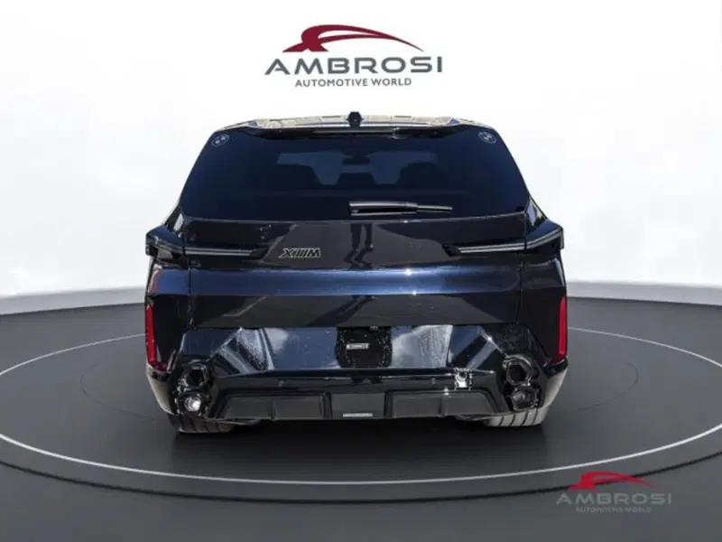 BMW XM nuova a Perugia (8)