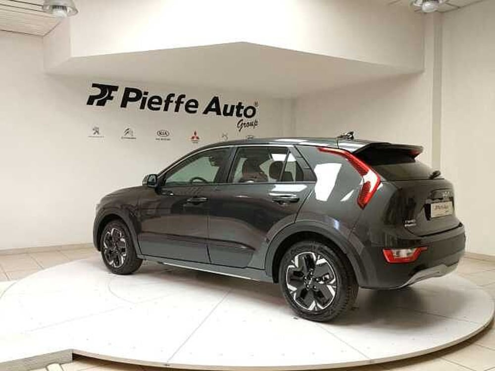 Kia Niro nuova a Teramo (3)