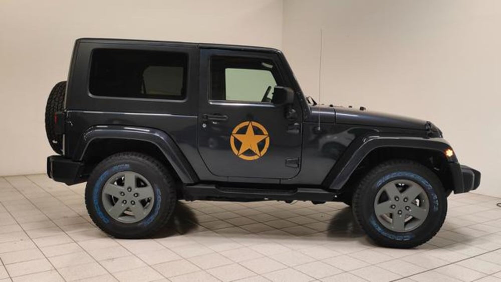 Jeep Wrangler usata a Novara (13)