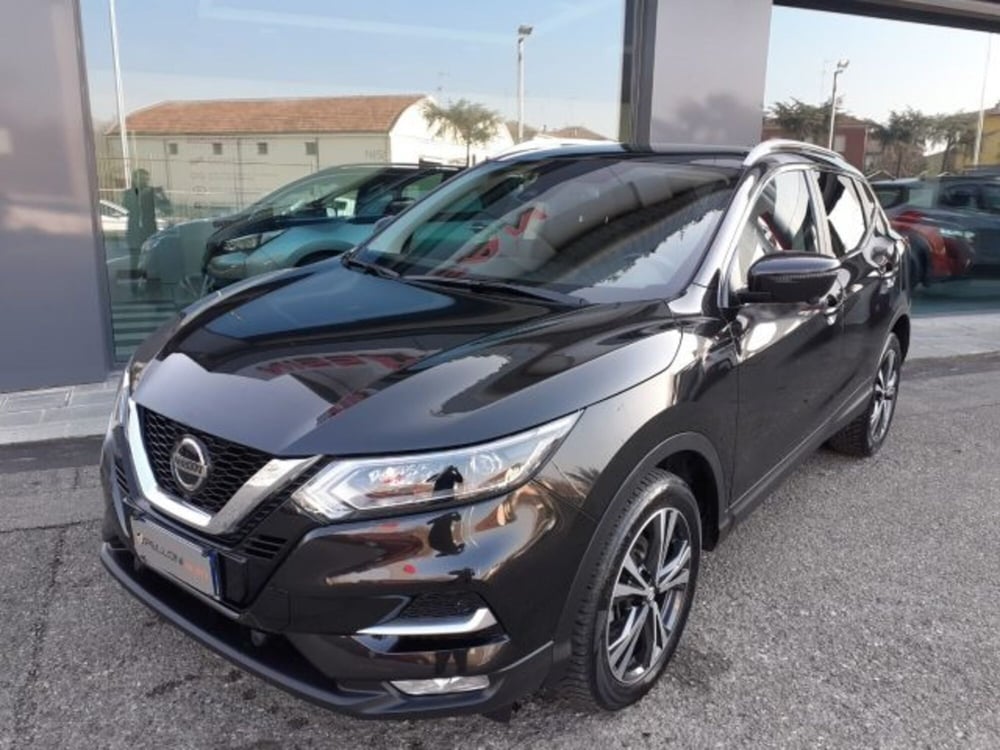 Nissan Qashqai usata a Modena (2)