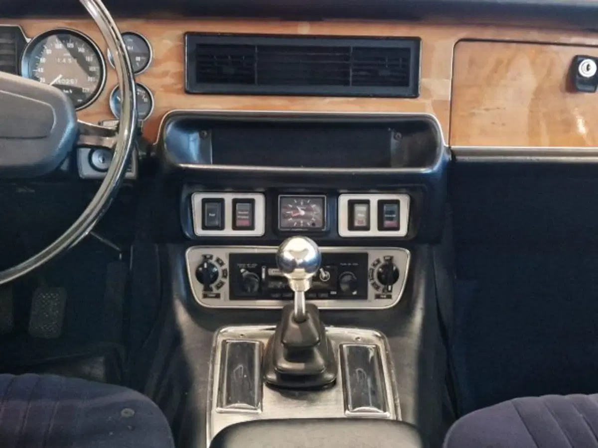 Jaguar XJ6 usata a Livorno (15)