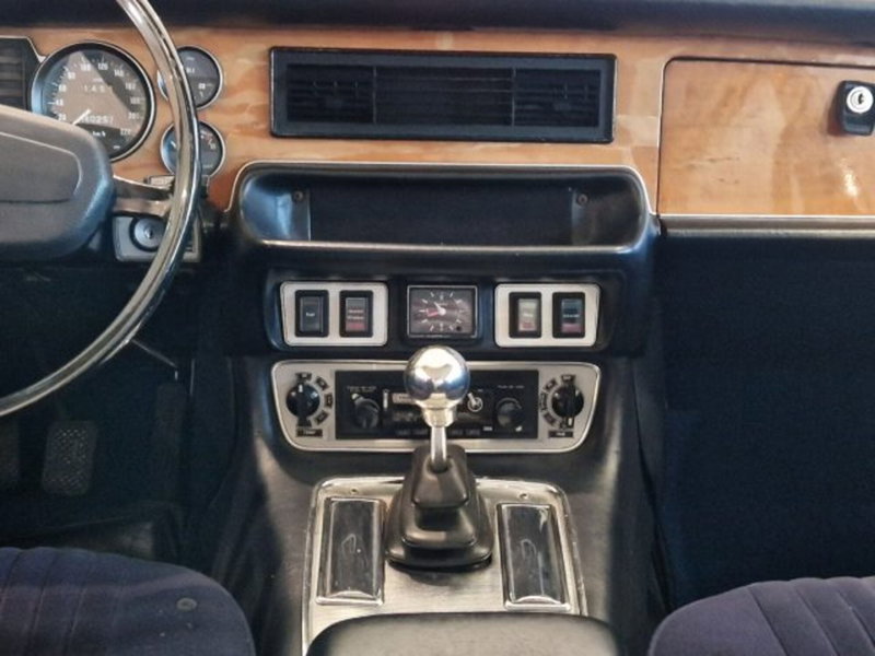 Jaguar XJ6 usata a Livorno (15)