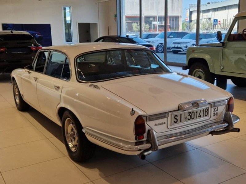 Jaguar XJ6 usata a Livorno (5)