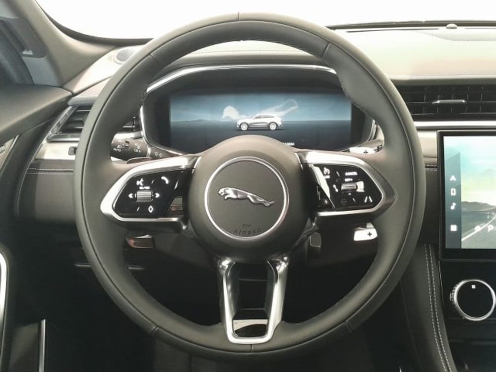 Jaguar F-Pace usata a Livorno (14)