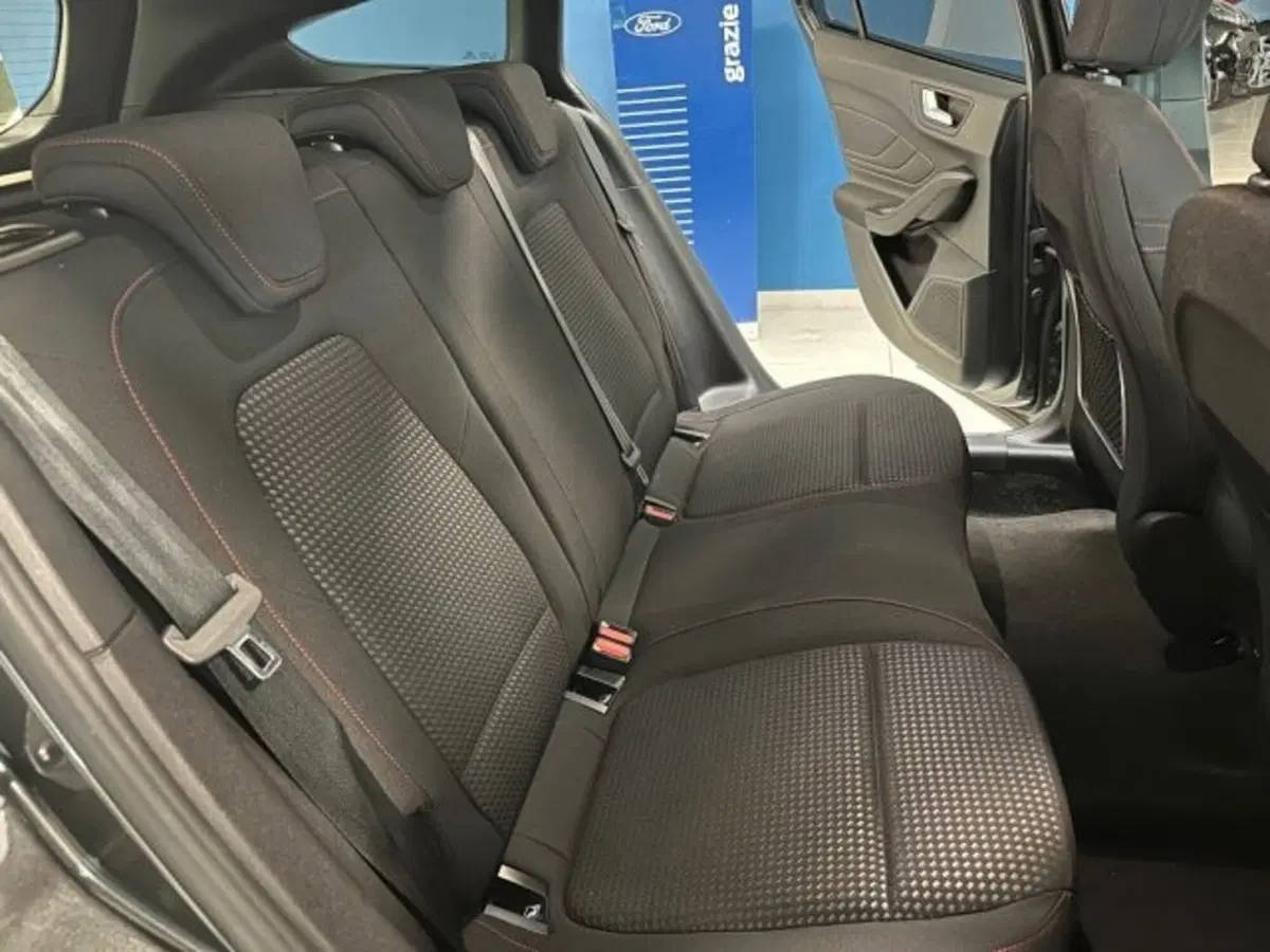 Ford Focus Station Wagon usata a Cuneo (10)