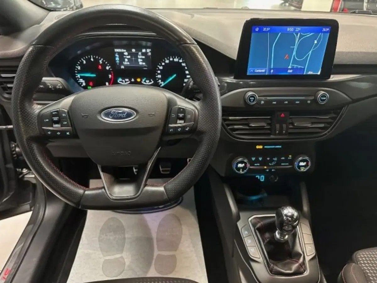 Ford Focus Station Wagon usata a Cuneo (6)