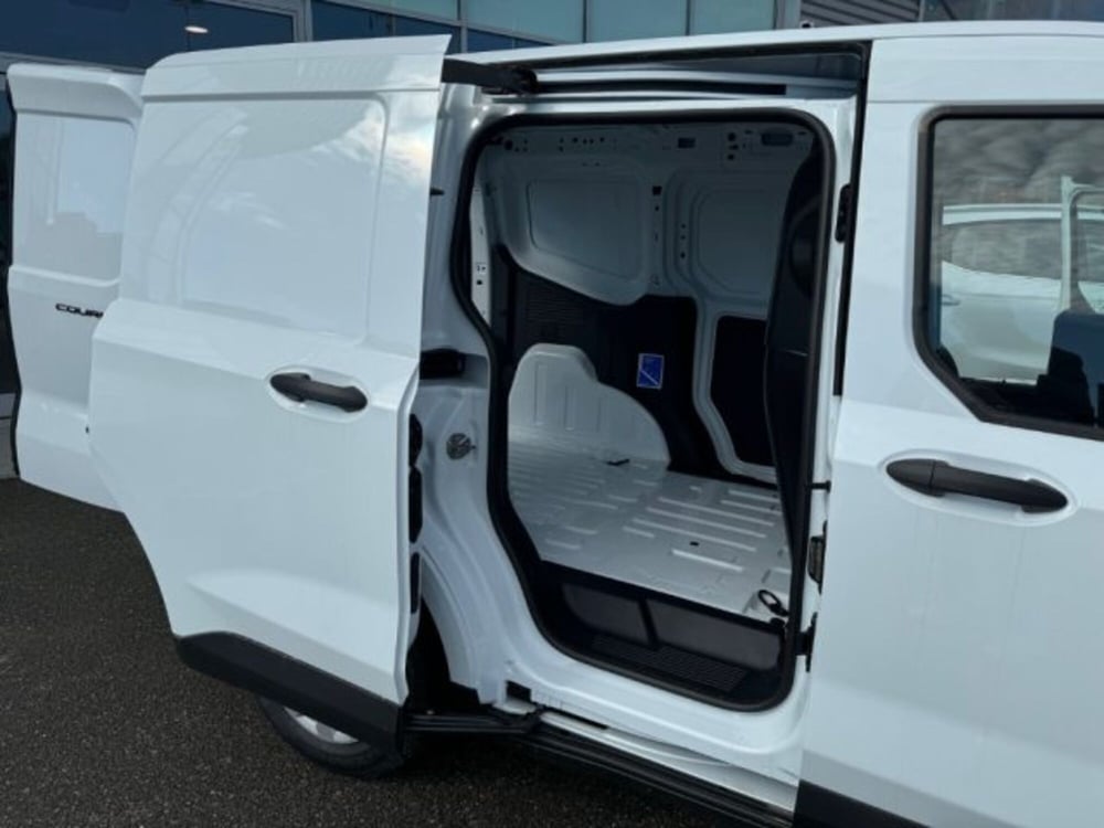 Ford Transit Courier nuova a Cuneo (9)