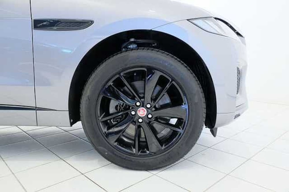 Jaguar F-Pace usata a Mantova (9)