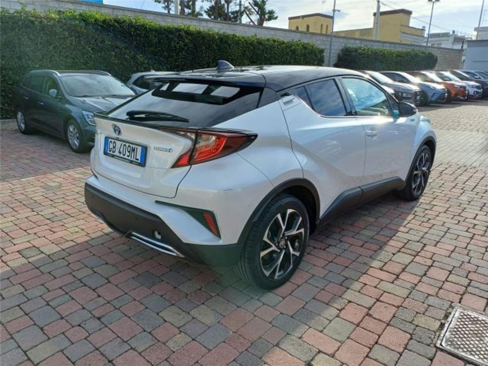 Toyota Toyota C-HR usata a Bari (4)