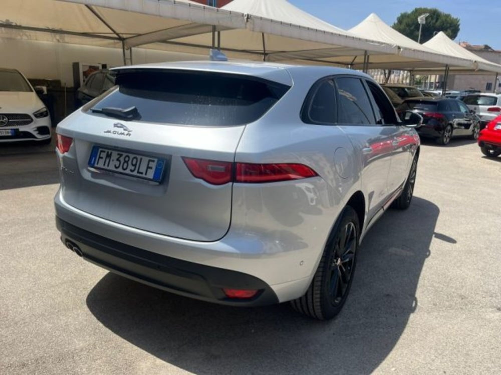 Jaguar F-Pace usata a Trapani (4)