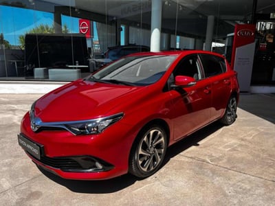 Toyota Auris 1.8 Hybrid Lounge  del 2016 usata a Sassari