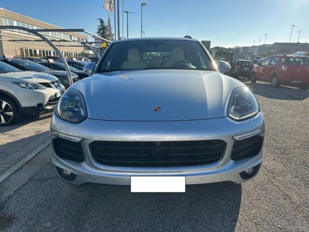 Porsche Cayenne usata a Lodi (2)