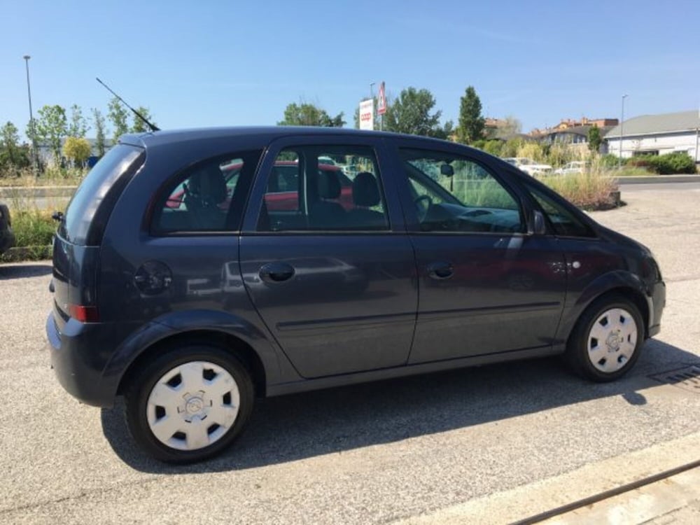 Opel Meriva usata a Lodi (5)