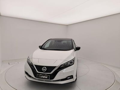 Nissan Leaf Tekna del 2020 usata a San Martino Siccomario