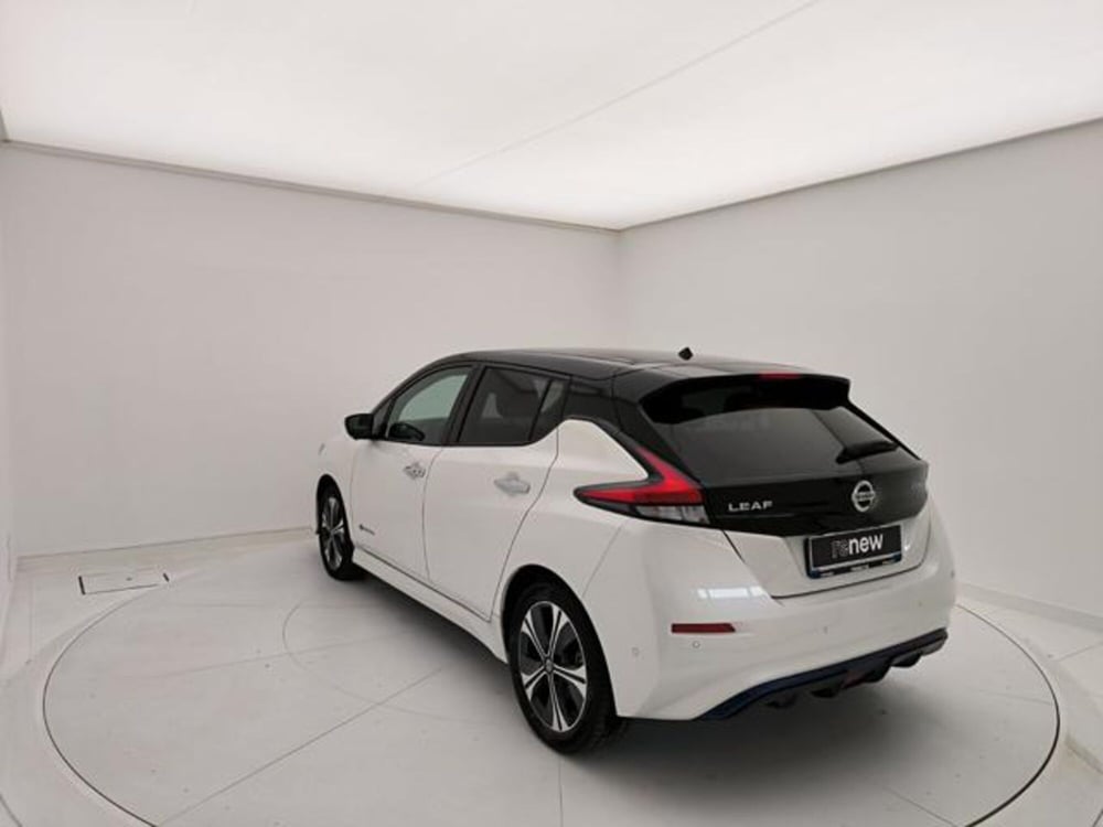 Nissan Leaf usata a Pavia (4)