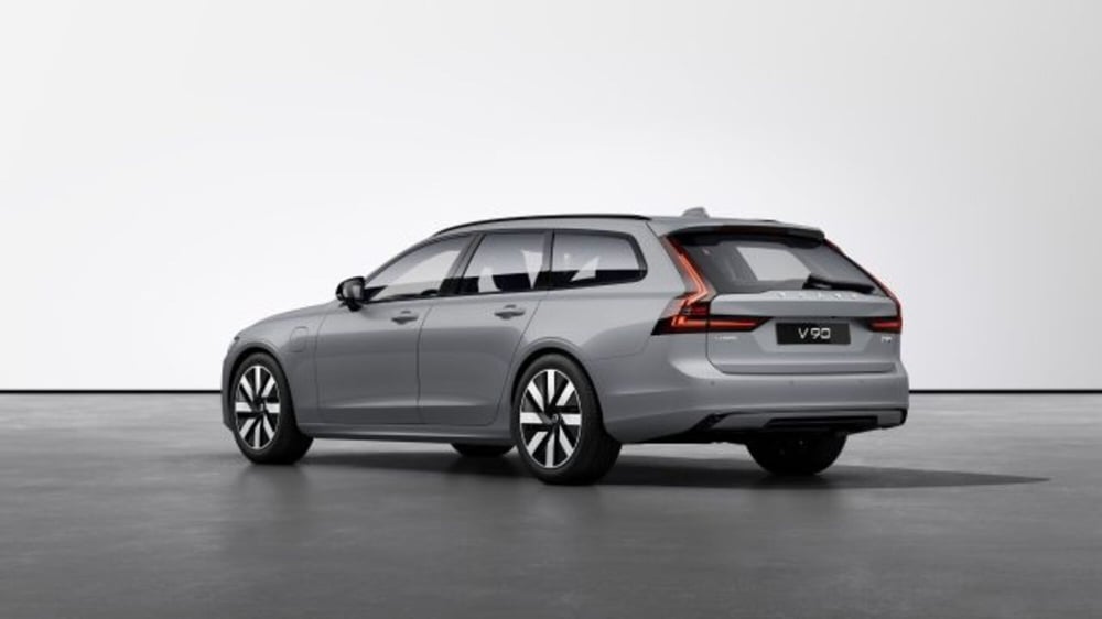 Volvo V90 nuova a Modena (3)