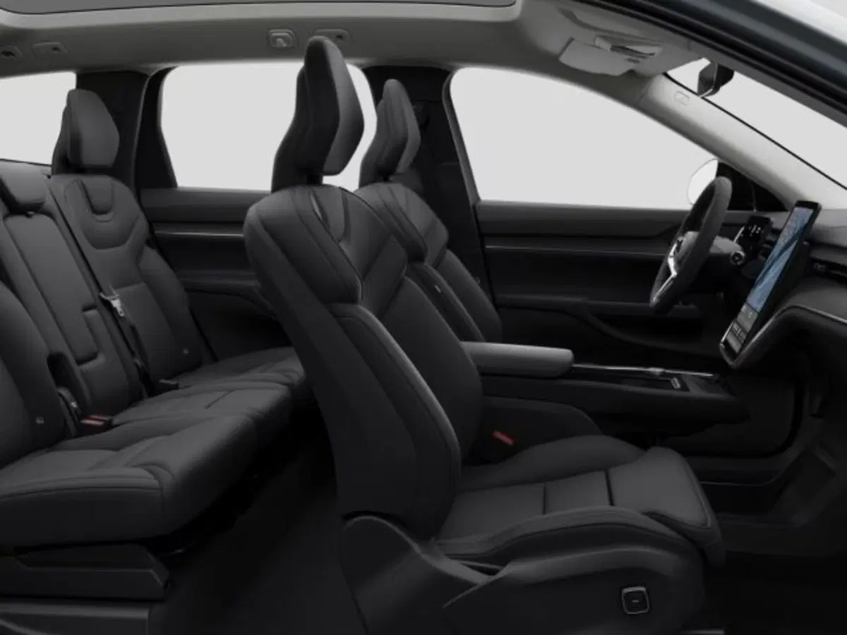 Volvo EX90 nuova a Modena (17)