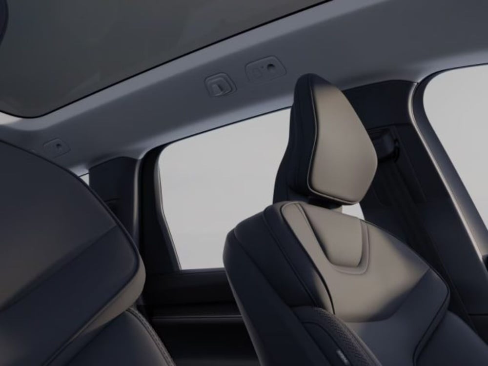 Volvo EX90 nuova a Modena (18)