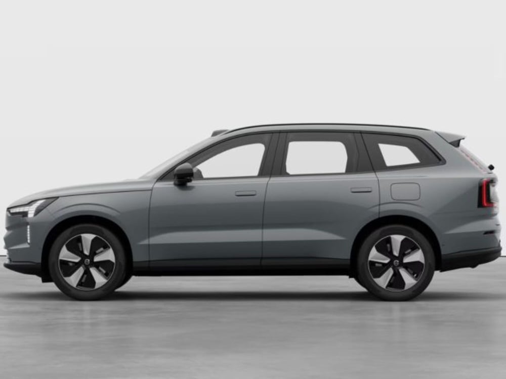 Volvo EX90 nuova a Modena (3)